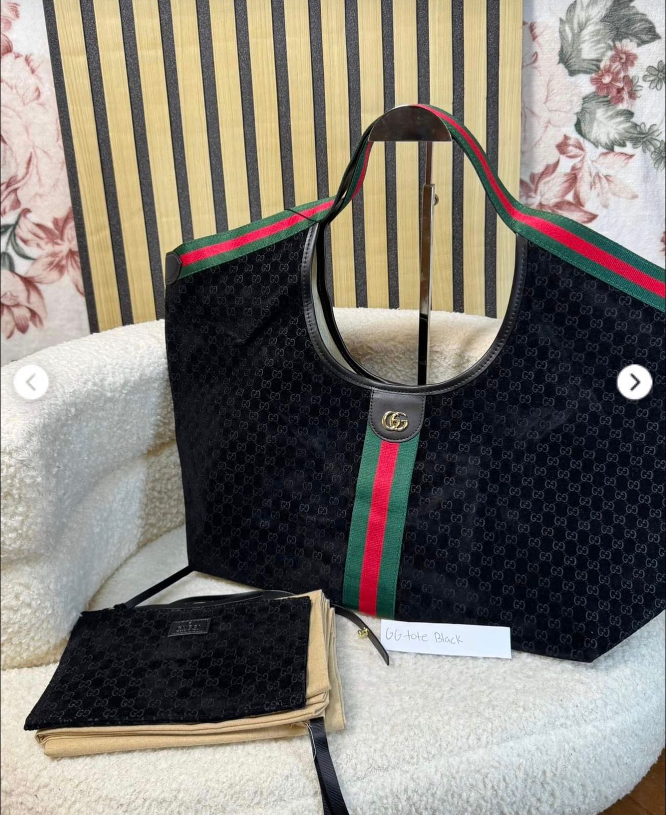 Gucci Giglo Premium Tote Bag With Extra Pouch - Image 4