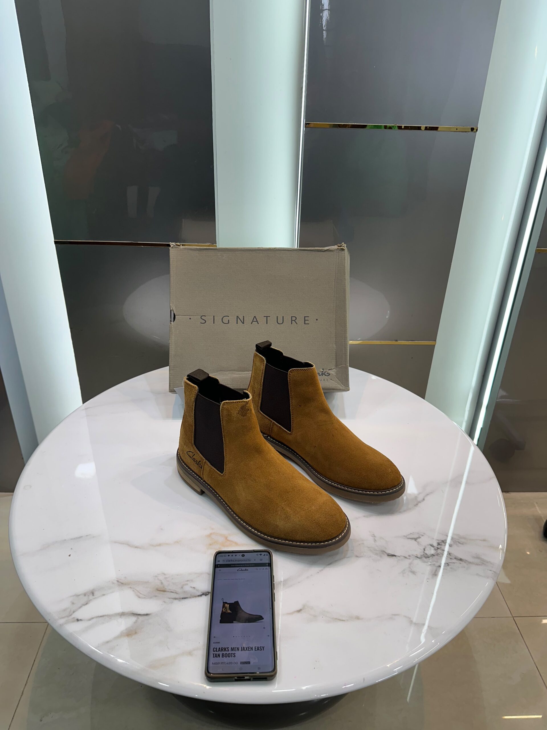 Clarks Tan Chelsea Boots - Image 4
